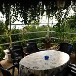 Guest house House Iliskovic 3*